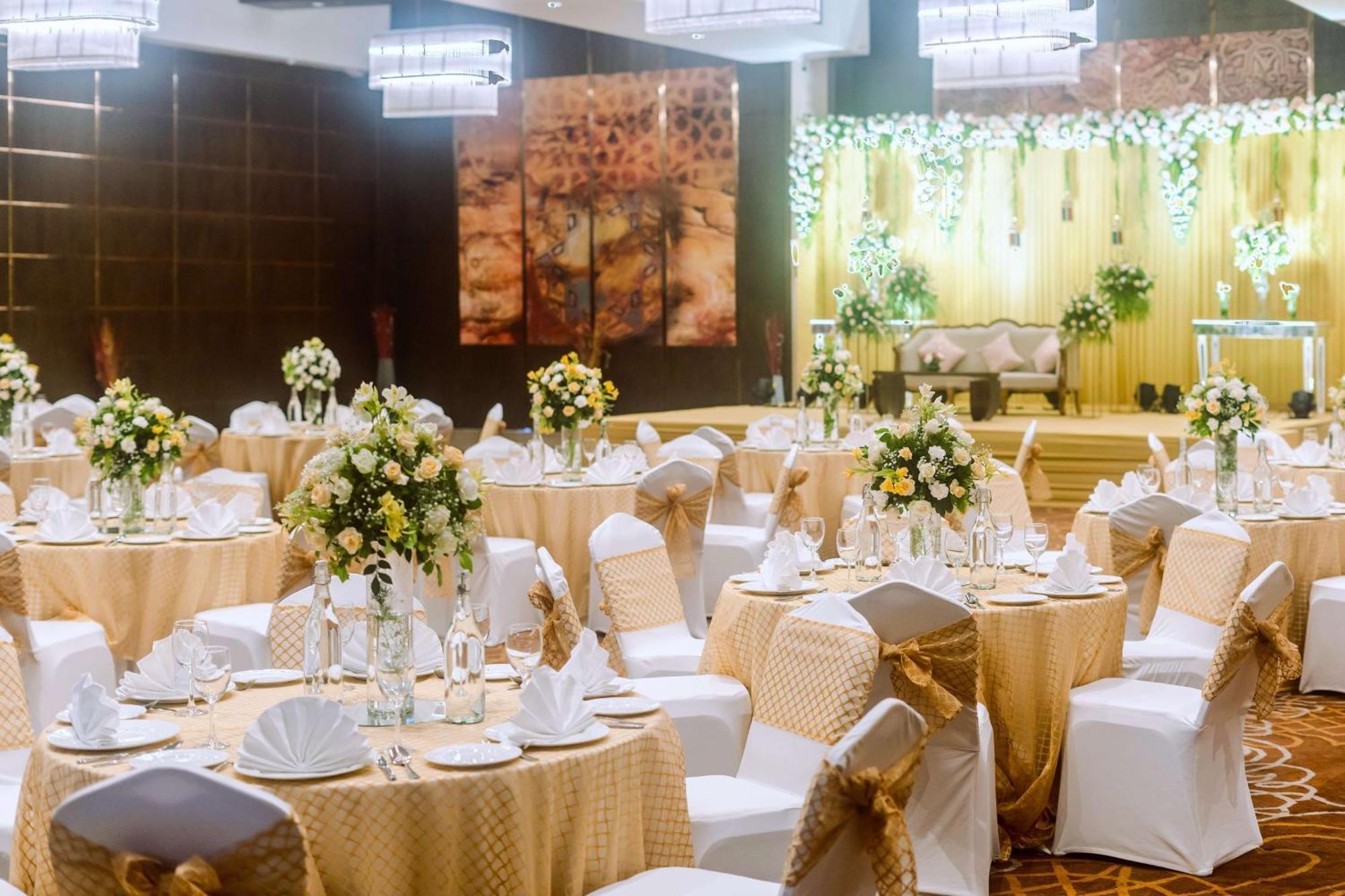 Radisson Blu Hotel, Грейтър Нойда Екстериор снимка The Grand Ballroom