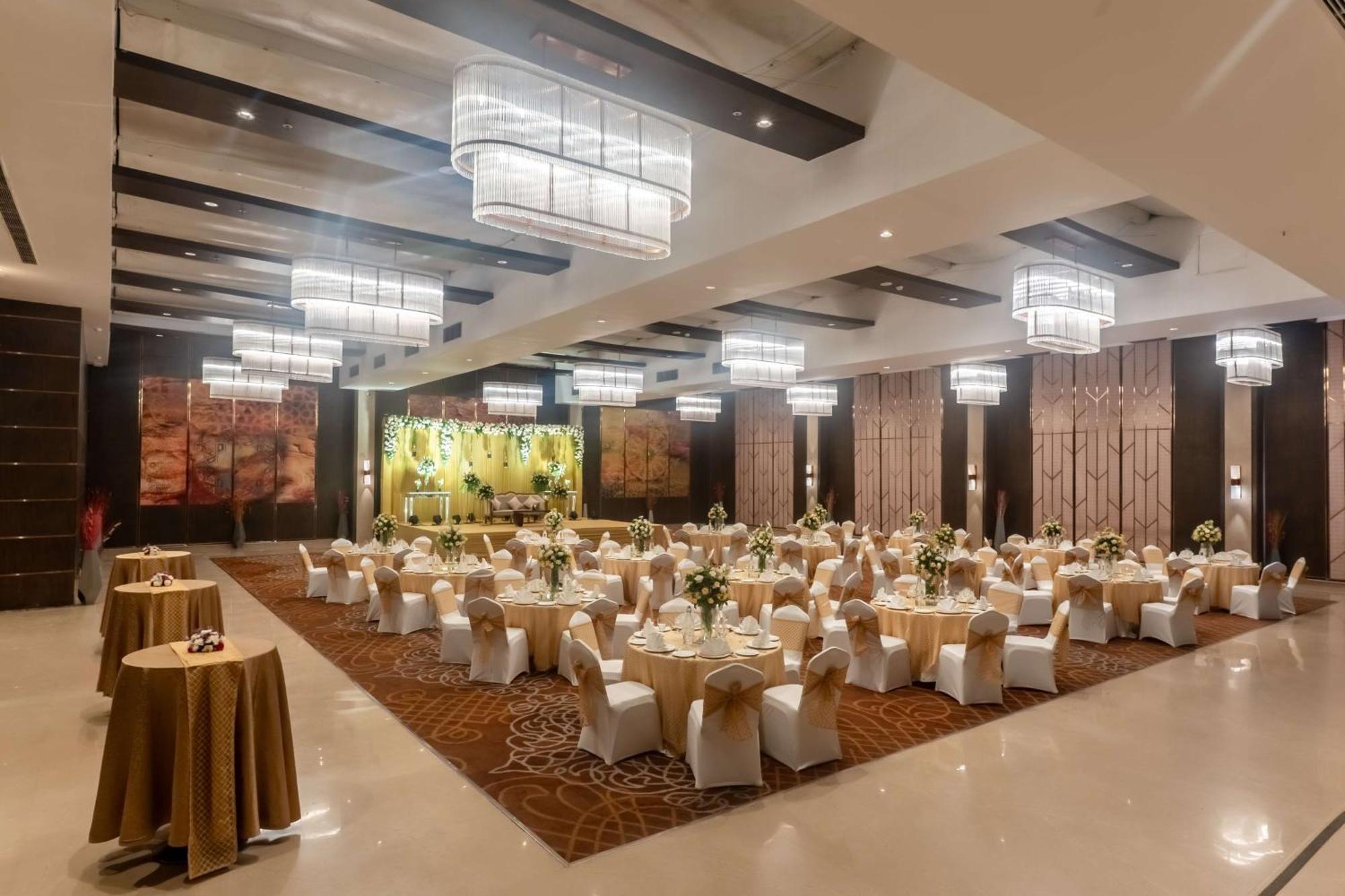 Radisson Blu Hotel, Грейтър Нойда Екстериор снимка The Grand Ballroom
